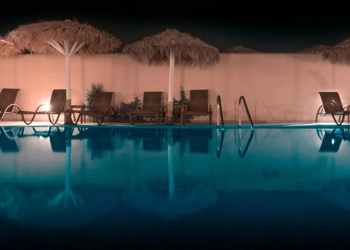 Bay Hotell Perissa (Santorini)