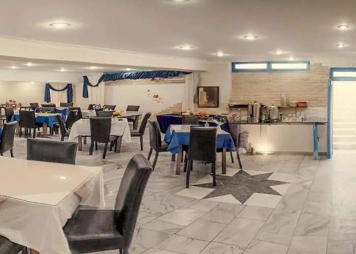 Hotell Bay Perissa (Santorini)