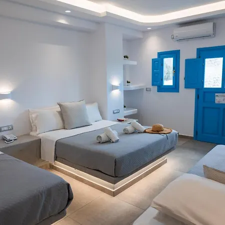 Bay Hotel Perissa (Santorini)