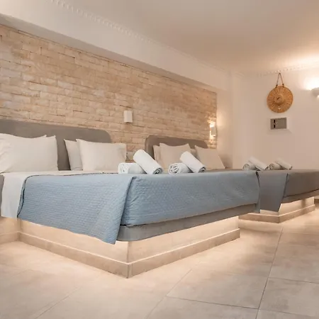 Bay Hotel Perissa (Santorini)