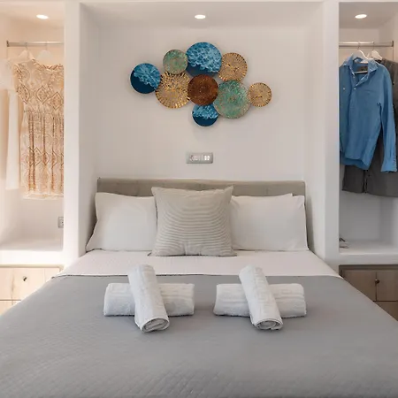 Bay Hotel Perissa (Santorini)