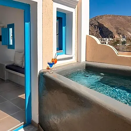 Bay Hotel Períssa