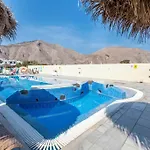 佩里萨湾酒店 3* 佩里萨