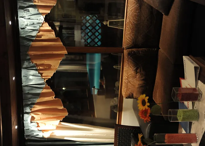 Bay 3* Perissa (Santorini)