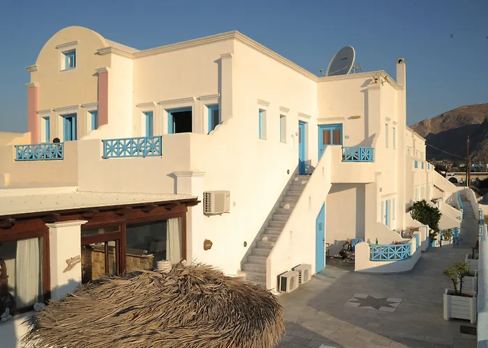Bay 3* Perissa (Santorini)